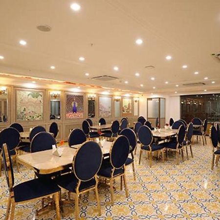 Fabhotel Prime Hampton By Ic'S Noida Exteriér fotografie