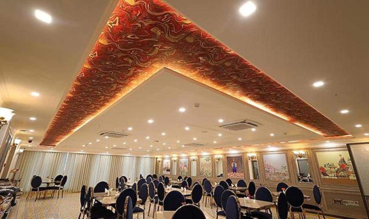 Fabhotel Prime Hampton By Ic'S Noida Exteriér fotografie