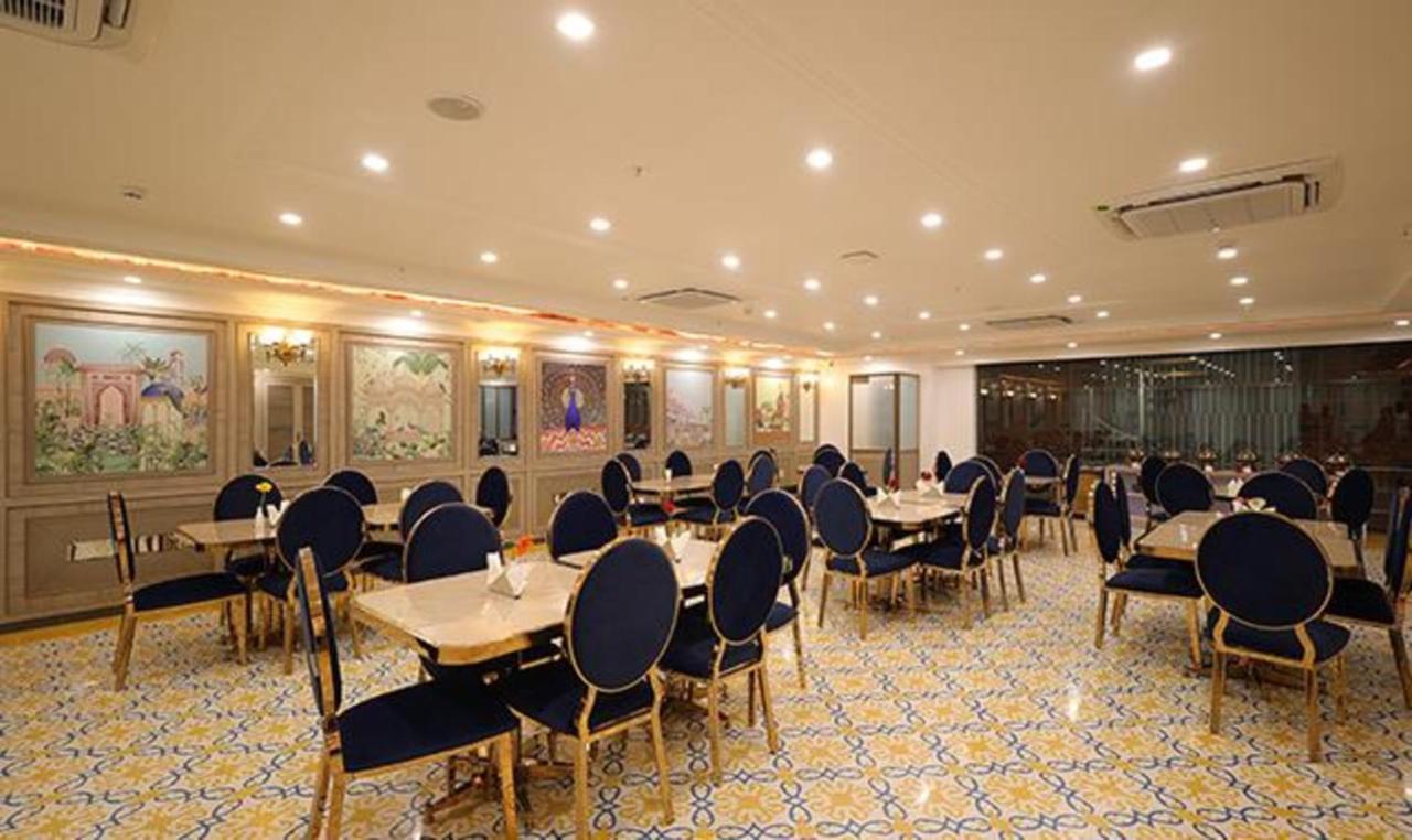 Fabhotel Prime Hampton By Ic'S Noida Exteriér fotografie